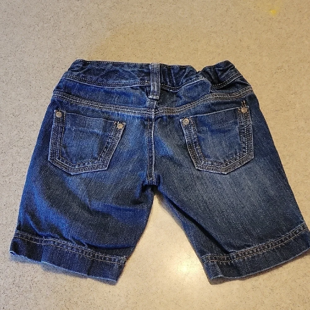 Old Navy Kids Blue Denim Cotton Shorts Size 6
